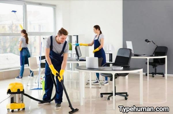 commercial cleaning in McHenry County
